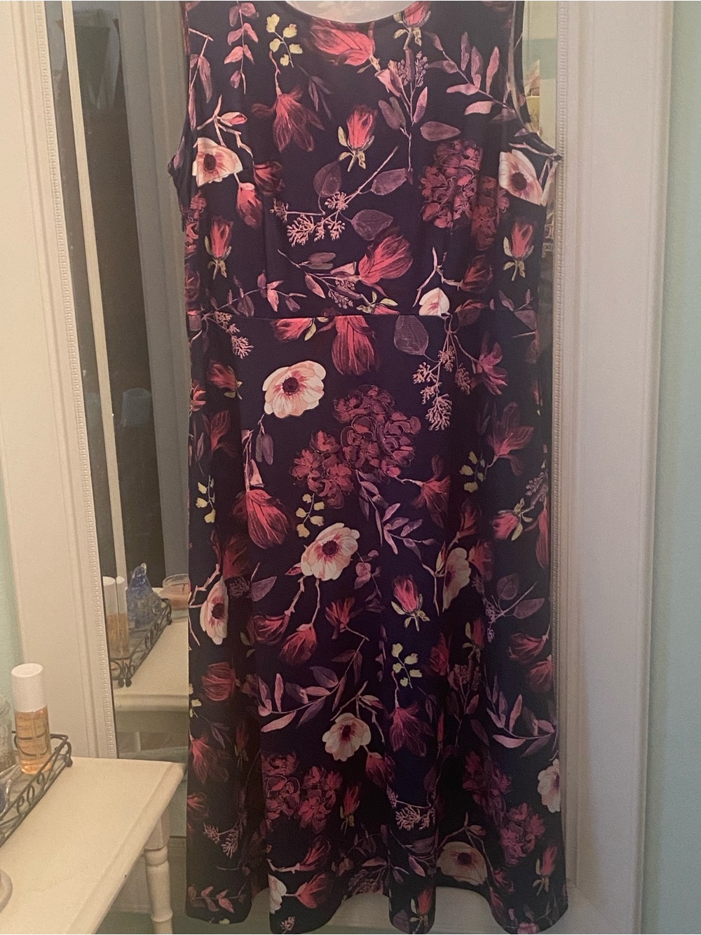 Floral Sleeveless Midi Dress in Deep Plum